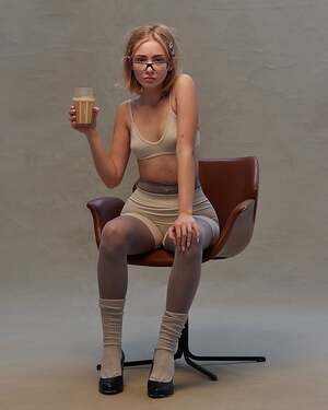 Supravie nude 3