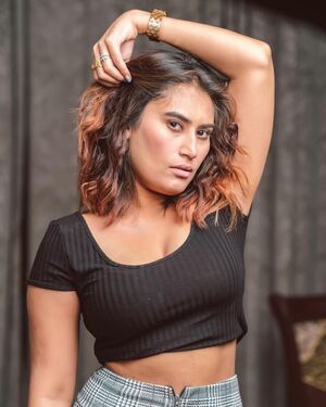 Surleen Kaur nude 10