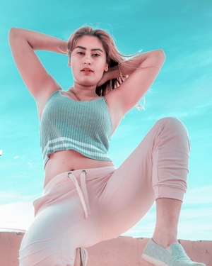 Surleen Kaur nude 5