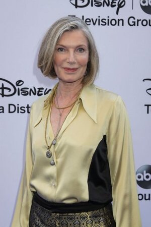 Susan Sullivan nude 9