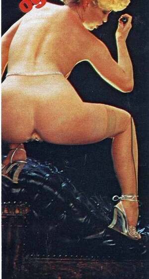 Suze Randall nude 6