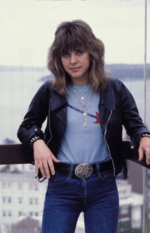 Suzi Quatro nude 2