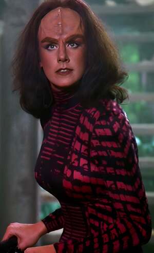 Suzie Plakson nude 5