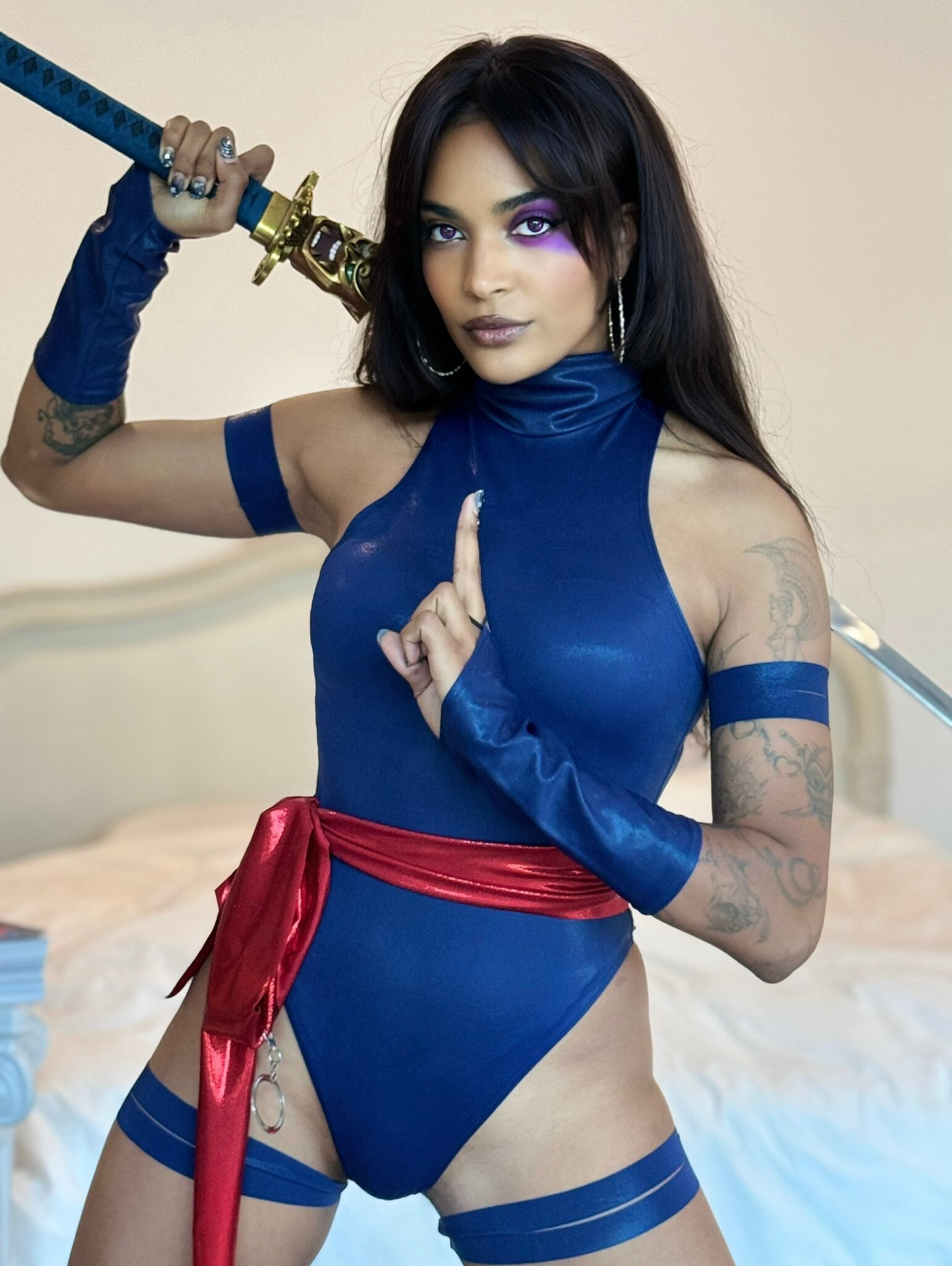 Sydeon nude 2