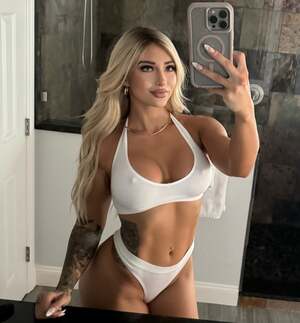 Sydney Elise nude 9