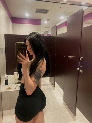 Sydney Stenger nude 11