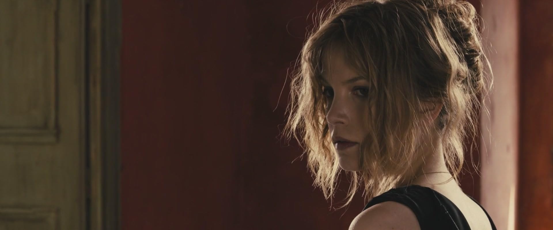 Sylvia Hoeks nude 10