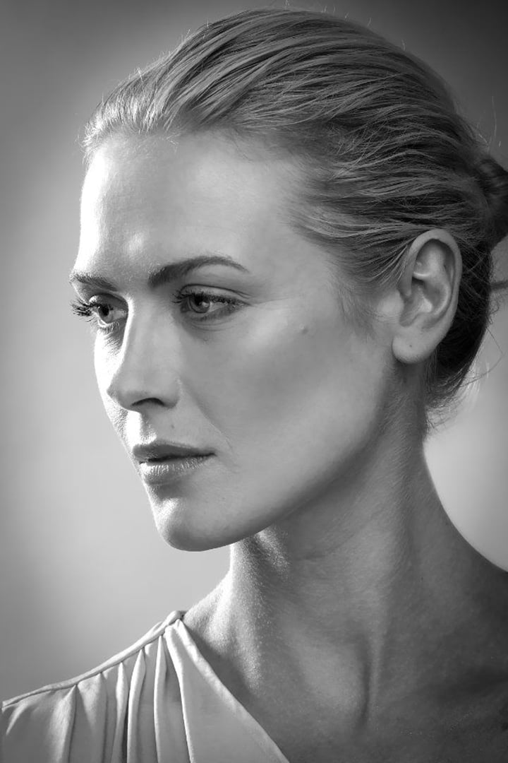 Synnove Macody Lund nude 9