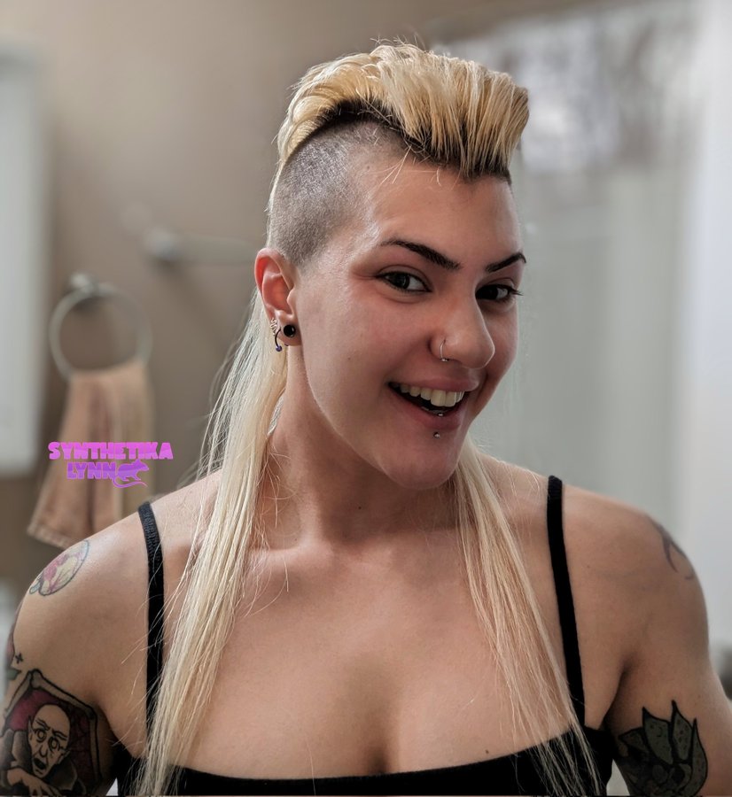 Synthetika Lynn nude 11