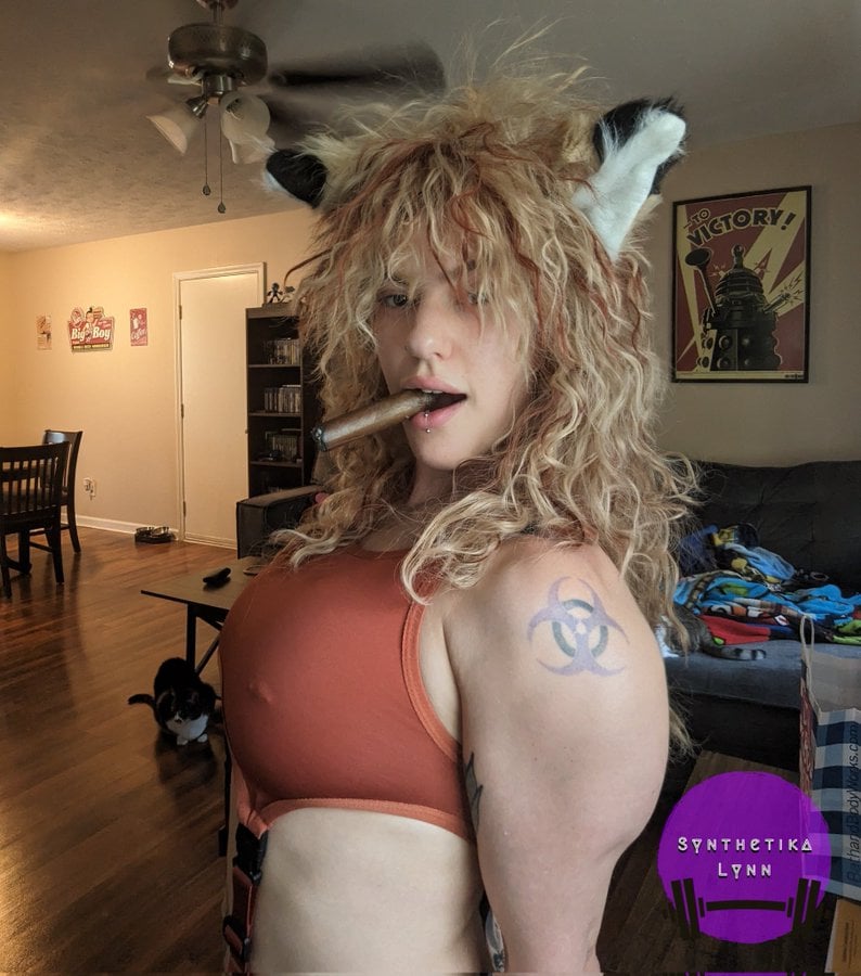 Synthetika Lynn nude 6