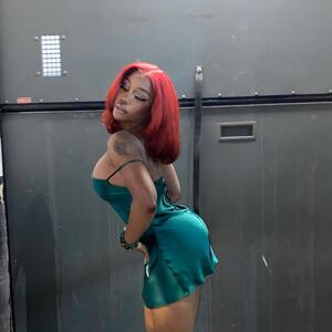 SZA nude 10