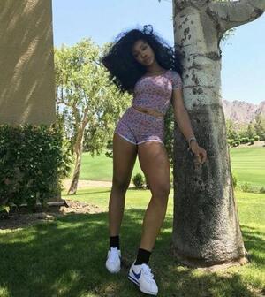 SZA nude 12