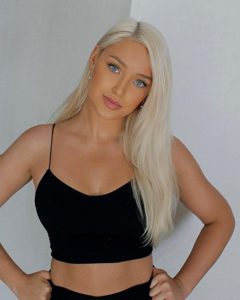 Tabea Wichern nude 5