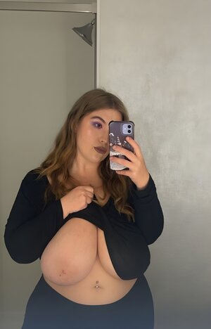 Tabitha R nude 4