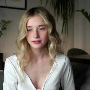 Taite Hambelton nude 4