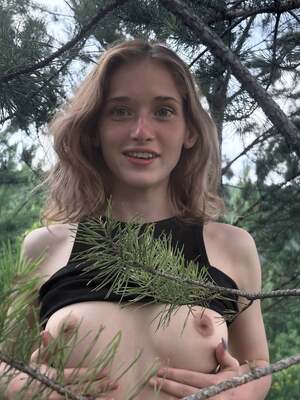 Taite Hambelton nude 8