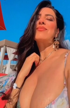 Tajveer Kaur nude 4