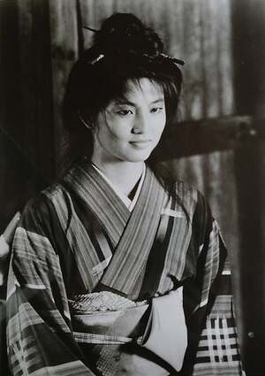 Tamlyn Tomita nude 9