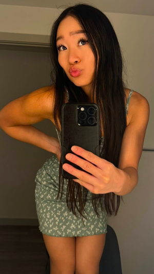 Tammy Pham nude 3