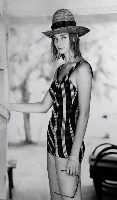 Tania Mallet nude 1