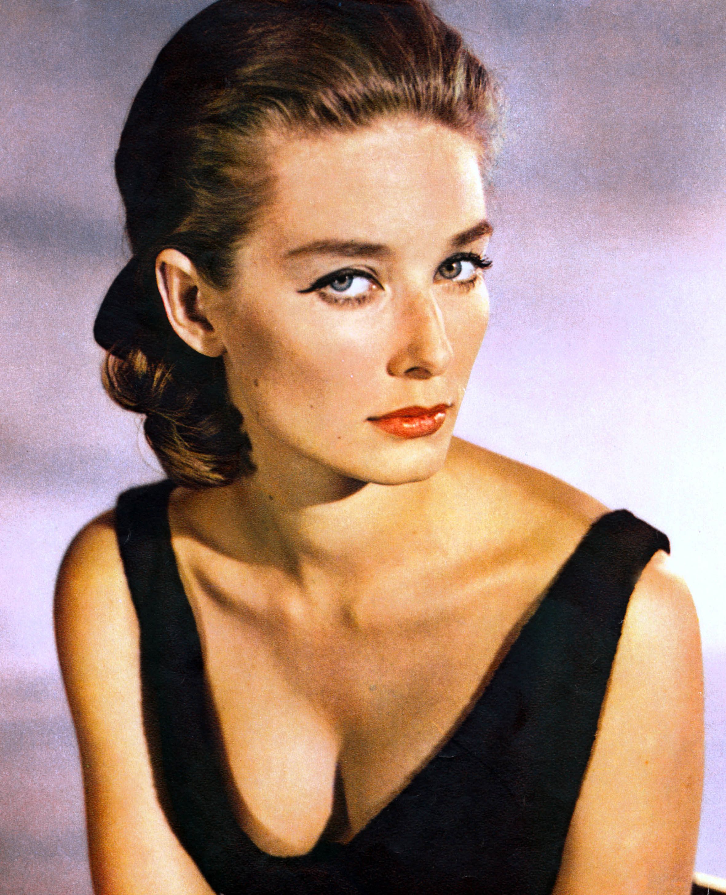 Tania Mallet nude 9