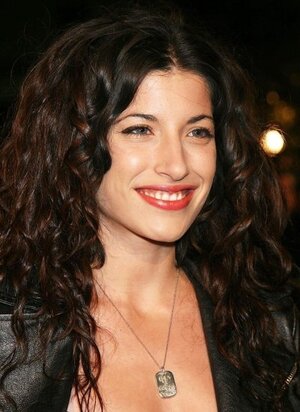 Tania Raymonde nude 8