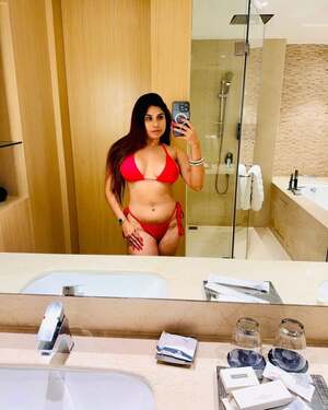 Taniya Chatterjee nude 5