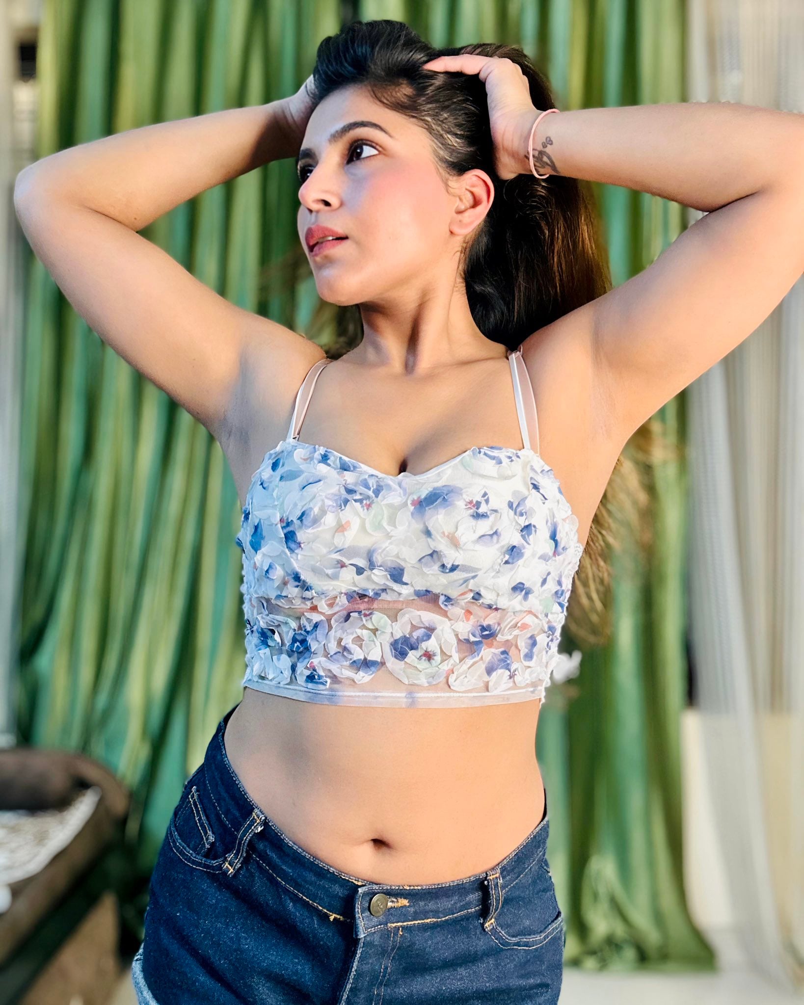 Tanya Chaudhari nude 8