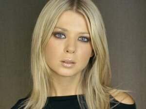 Tara Reid nude 11