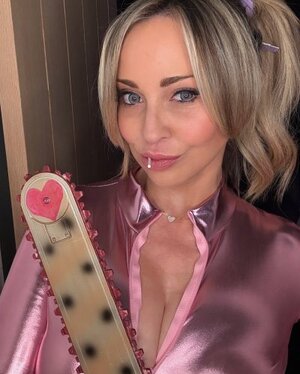 Tara Strong nude 12