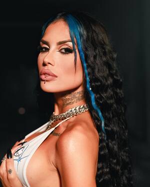 Tati Zaqui nude 6