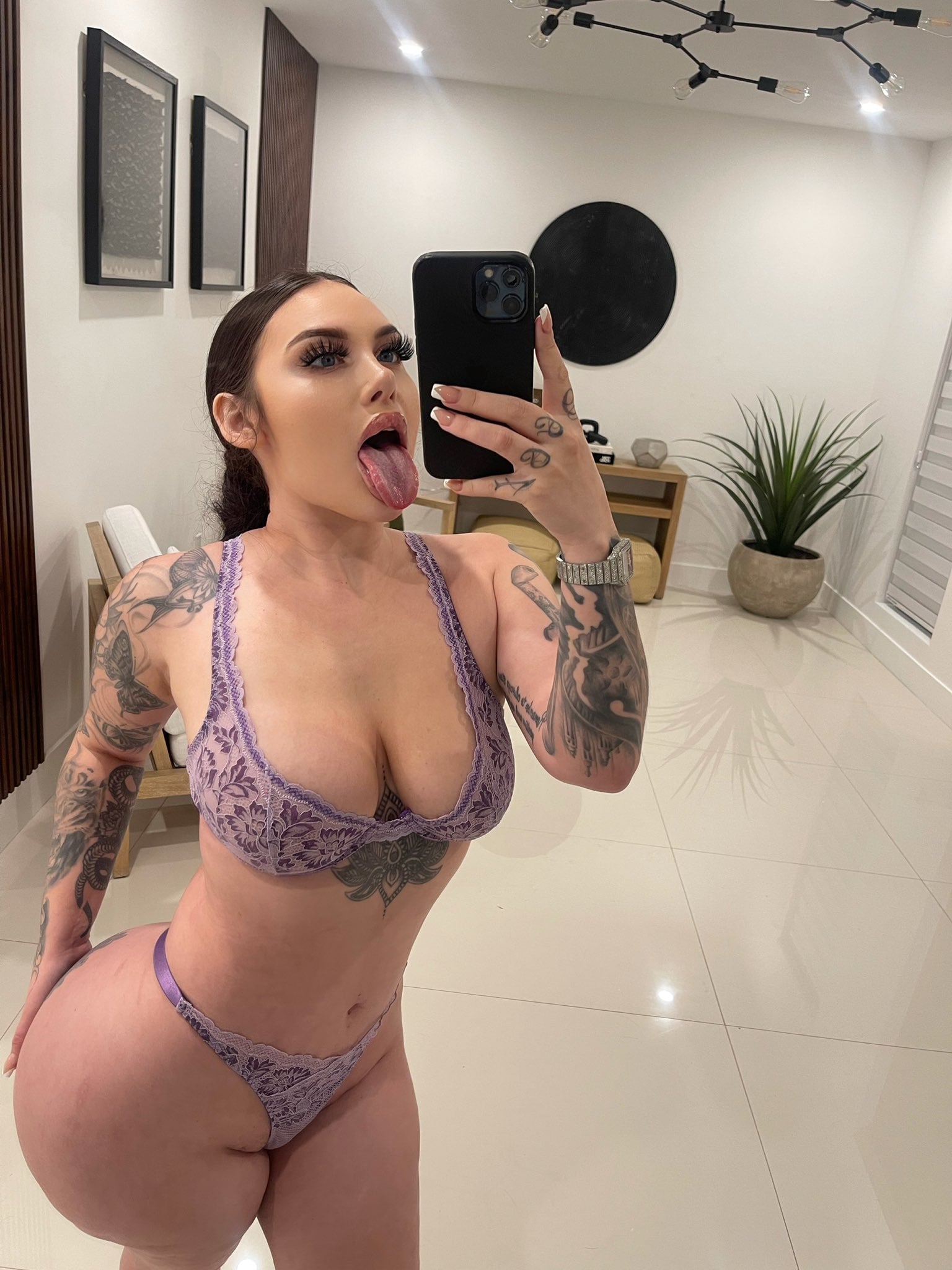 Tay Tatted nude 6