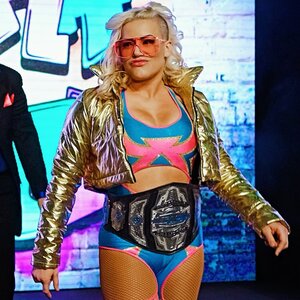 Taya Valkyrie nude 9