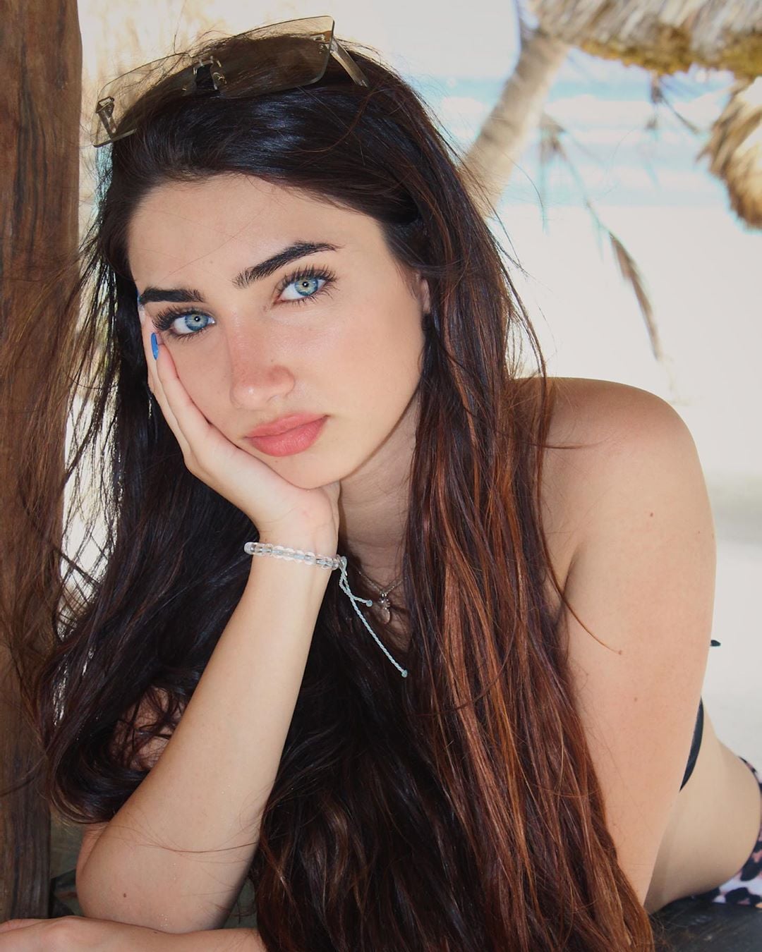 Taylor Machat nude 12