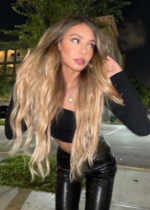 Taylor Olympios nude 9
