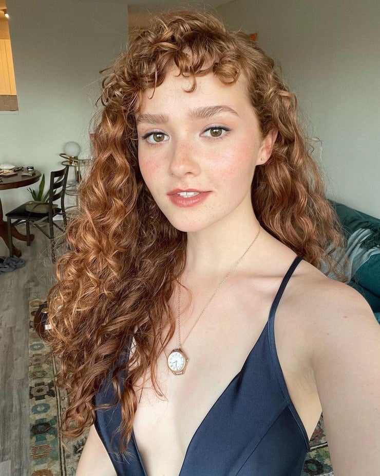 Taylor Richardson nude 6