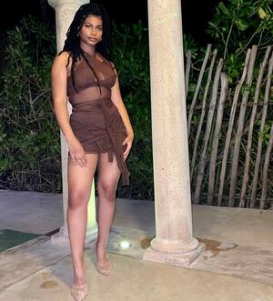 Taylor Rooks nude 7