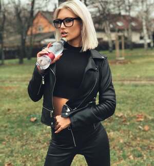 Tereza Dzet nude 4