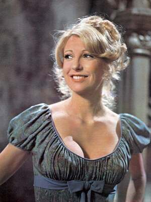 Teri Garr nude 5
