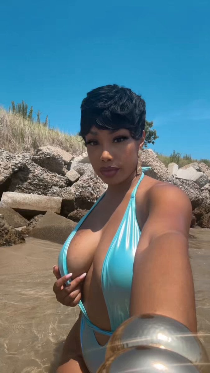 Terri Arcelia nude 3