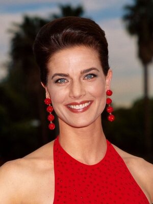Terry Farrell nude 5