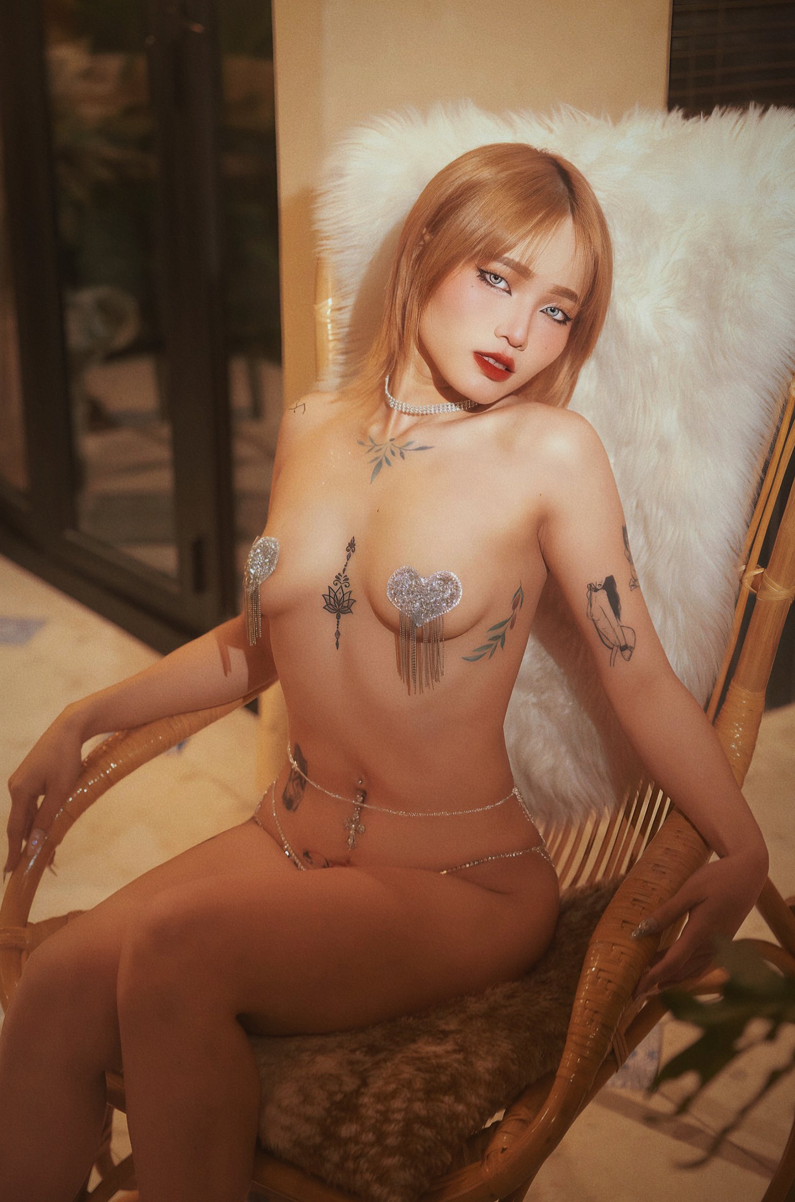 Thai Nguyen Tuong Van nude 4