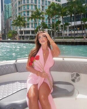Thais Gauchkarian nude 10
