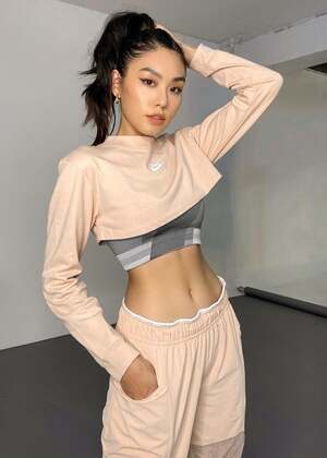 Thao Nhi Le nude 3