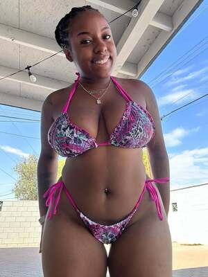 Thecookieswirl1 nude 3