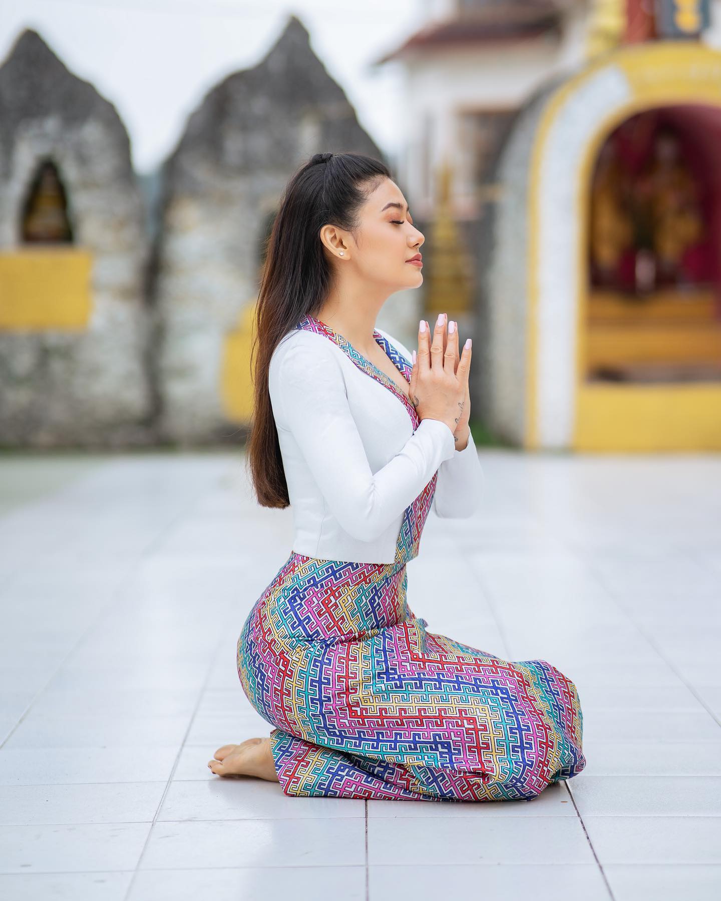 Thinzar Wint Kyaw nude 10