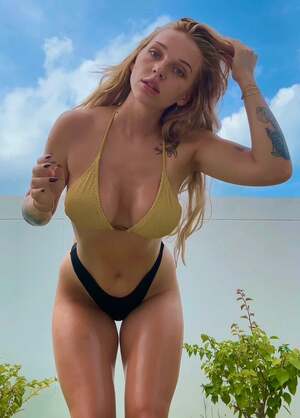Thorri nude 2