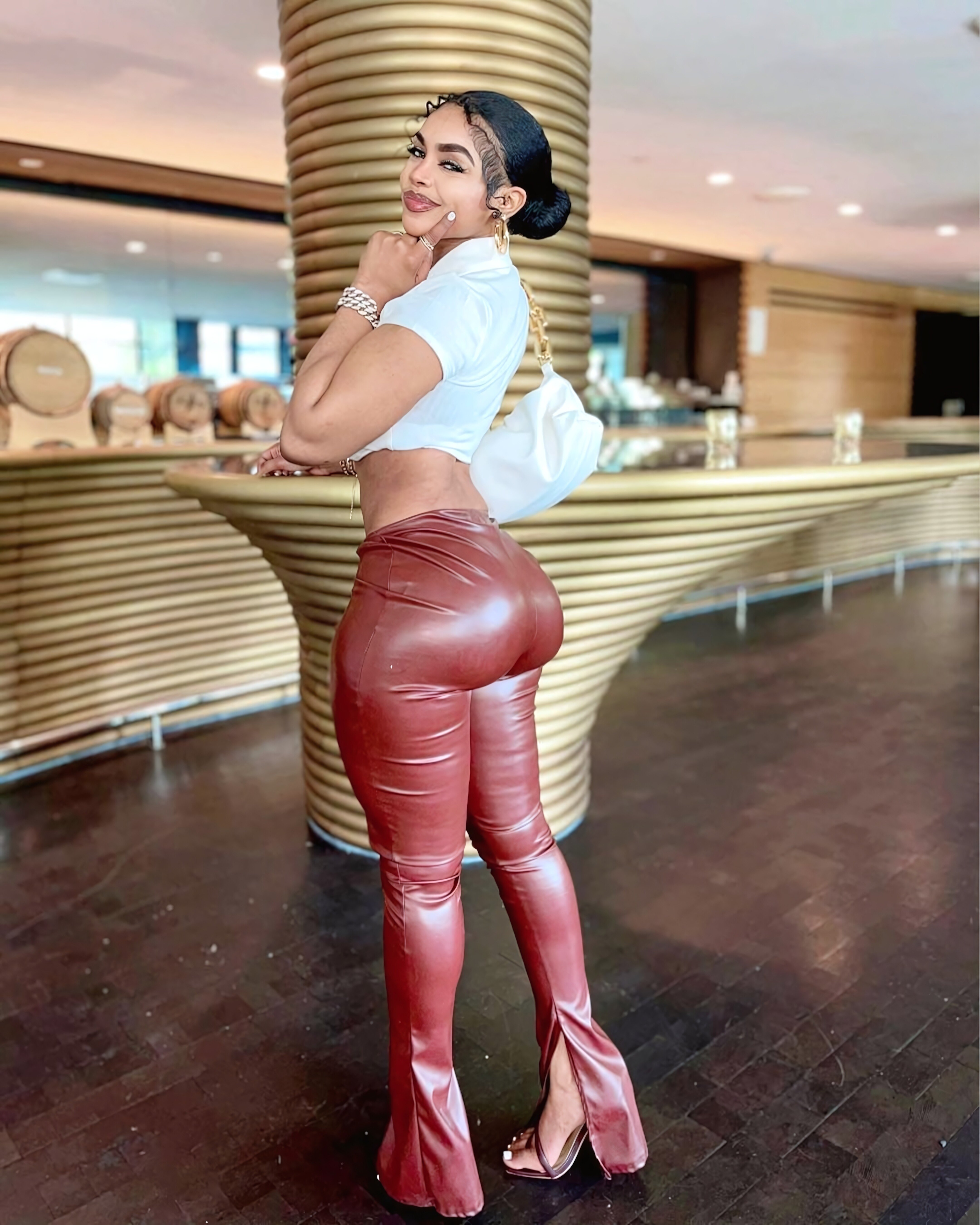 Thurria nude 7