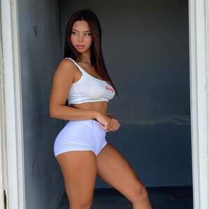 Tiana Musarra nude 9