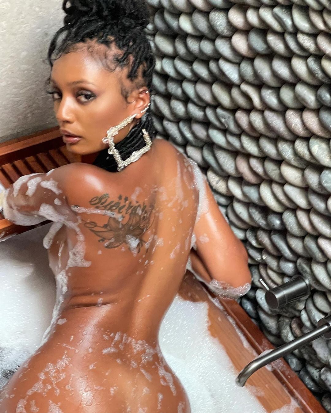 Tiana Parker nude 9